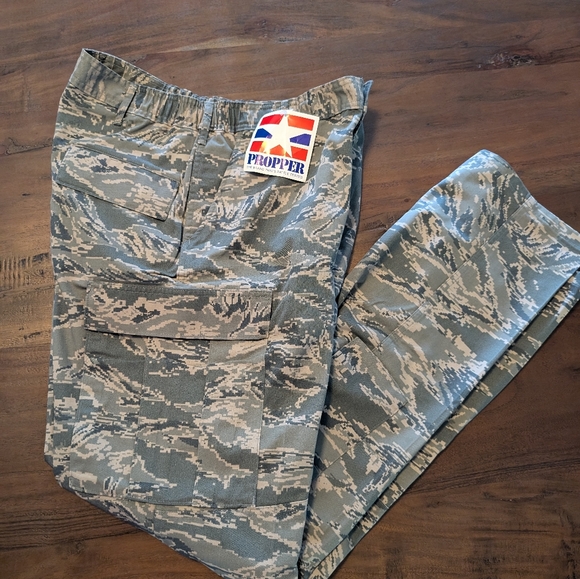 NWT U.S. Air Force Digital Camo Trouser, Size 36L - Picture 3 of 13
